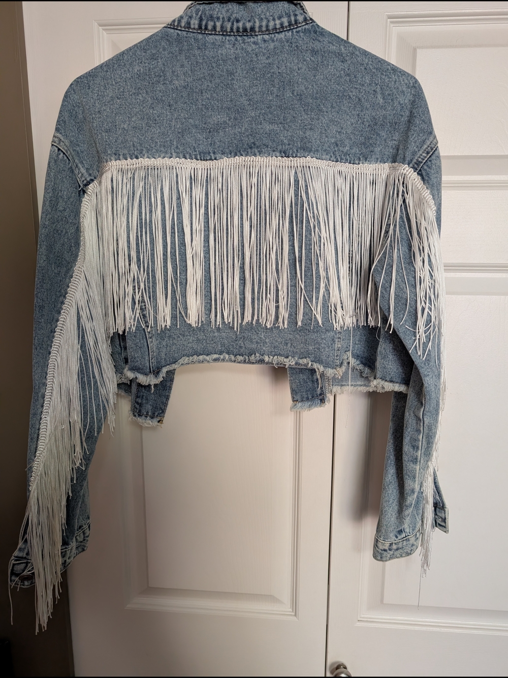 Cropped Distressed Light Wash Denim Jacket - Picture 2 of 3